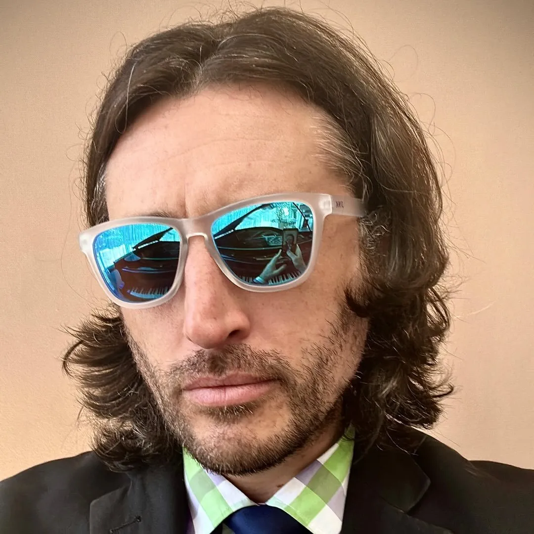 Evan Megaro apresenta Elis Regina – 50 anos de Falso Brilhante em Belo Horizonte no Clube de Jazz do Café com Letras, terça-feira 17 de março de 2026 às 20h