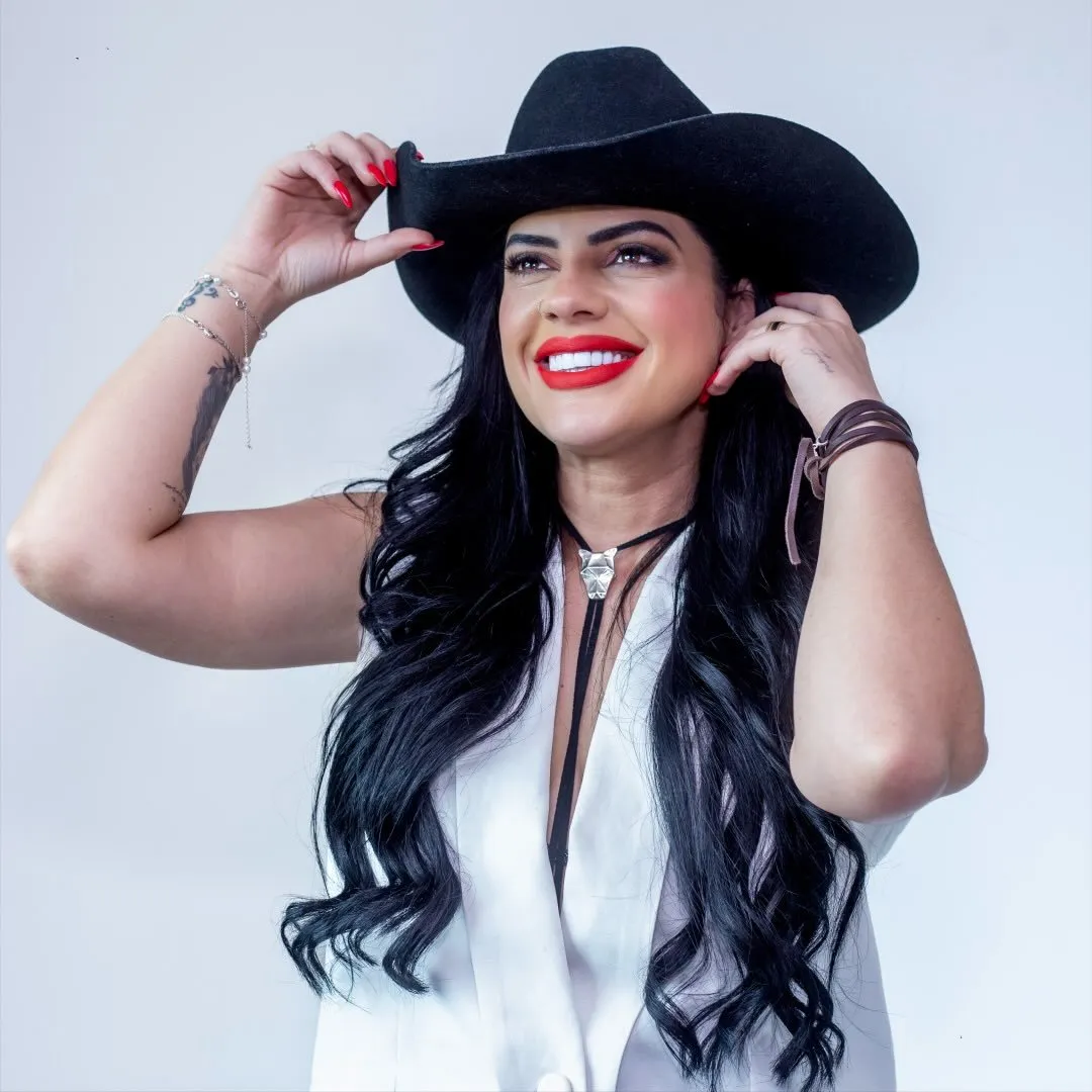 Tais Amorim em Santa Marta Bar 2026-03-03