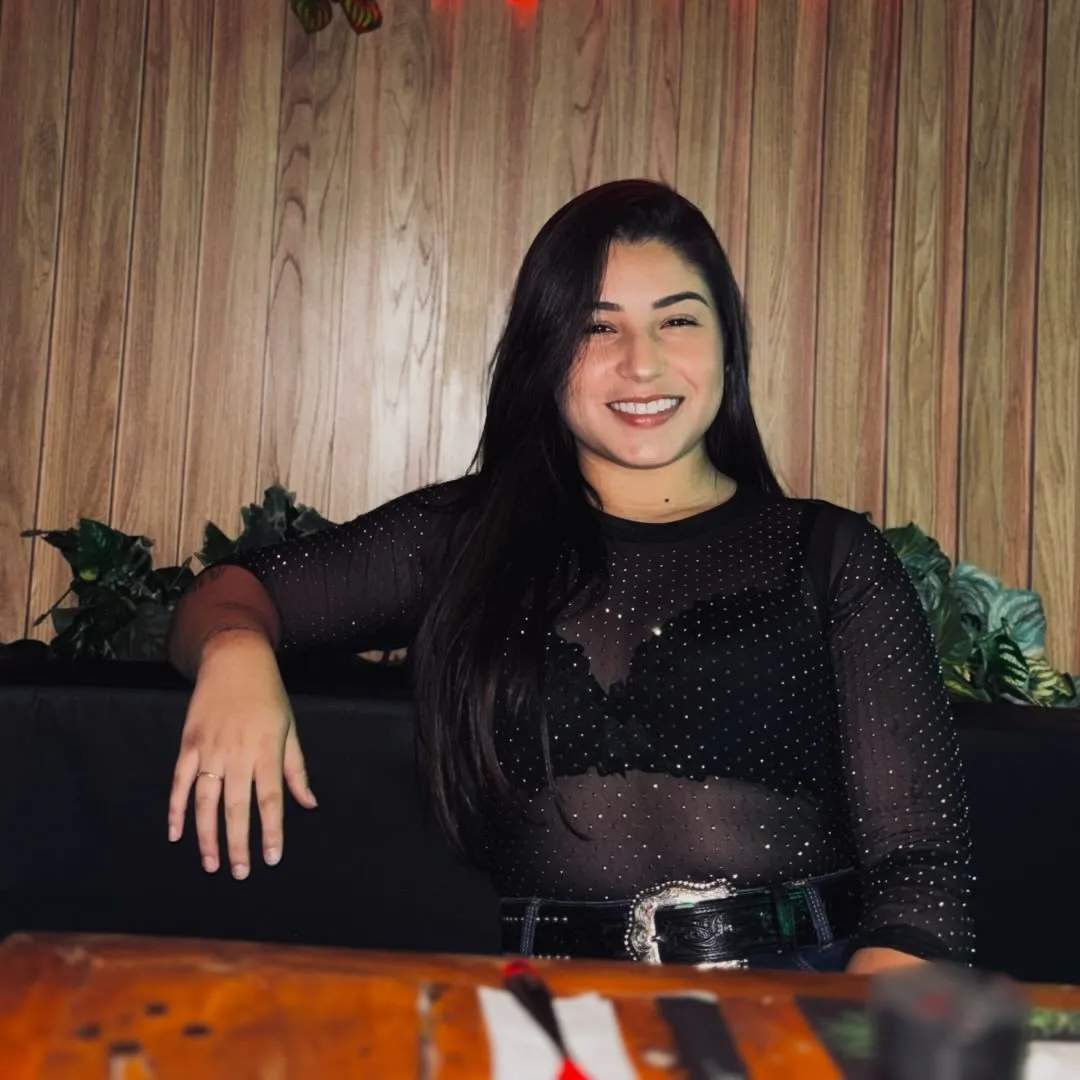 Cawana Silva no Santa Marta Bar em Curitiba PR sexta-feira, 6 de março de 2026 às 20:00