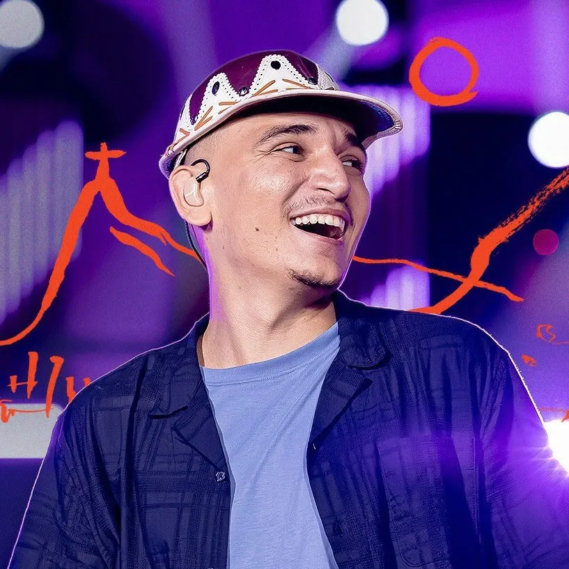 João Fernando Gomes Valério, mais conhecido pelo seu nome artístico João Gomes, é um cantor e compositor brasileiro de forró e piseiro, tendo alcançado destaque nacional já com o seu álbum de estreia, tornando-se o cantor mais ouvido do país no ano de 2021.